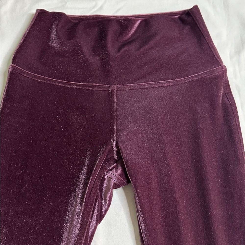 Lululemon Wunder Lounge High-Rise Tight 28" *Velvet Size 4 - Picture 5 of 10